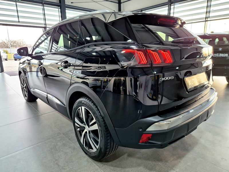 Peugeot 3008 Plug-in Hybrid 225 Allure automatik, fotografija 5
