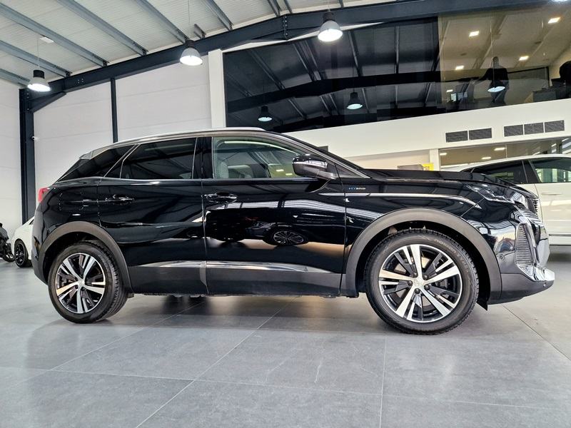 Peugeot 3008 Plug-in Hybrid 225 Allure automatik, fotografija 8