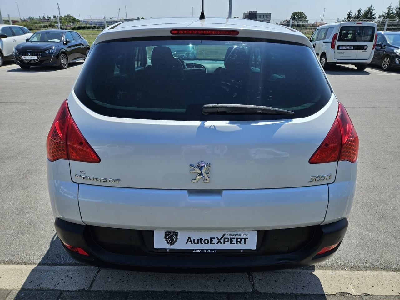PEUGEOT 3008 PREMIUM 2,0 HDI 150 KS, NIJE UVOZ..., fotografija 7