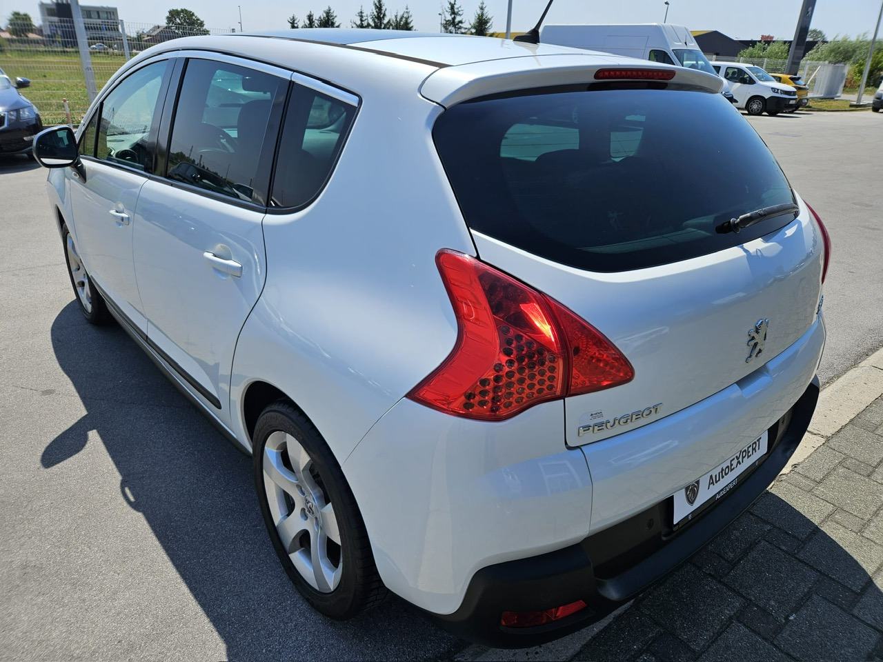 PEUGEOT 3008 PREMIUM 2,0 HDI 150 KS, NIJE UVOZ..., fotografija 6