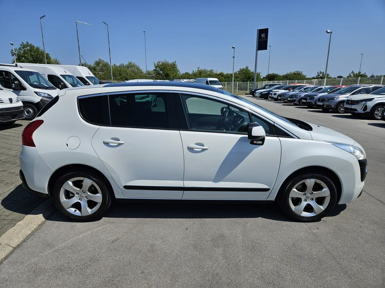 PEUGEOT 3008 PREMIUM 2,0 HDI 150 KS, NIJE UVOZ..., fotografija 10