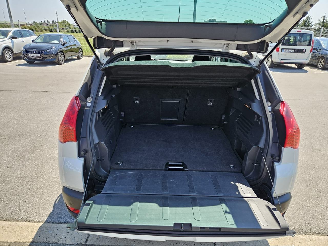 PEUGEOT 3008 PREMIUM 2,0 HDI 150 KS, NIJE UVOZ..., fotografija 8