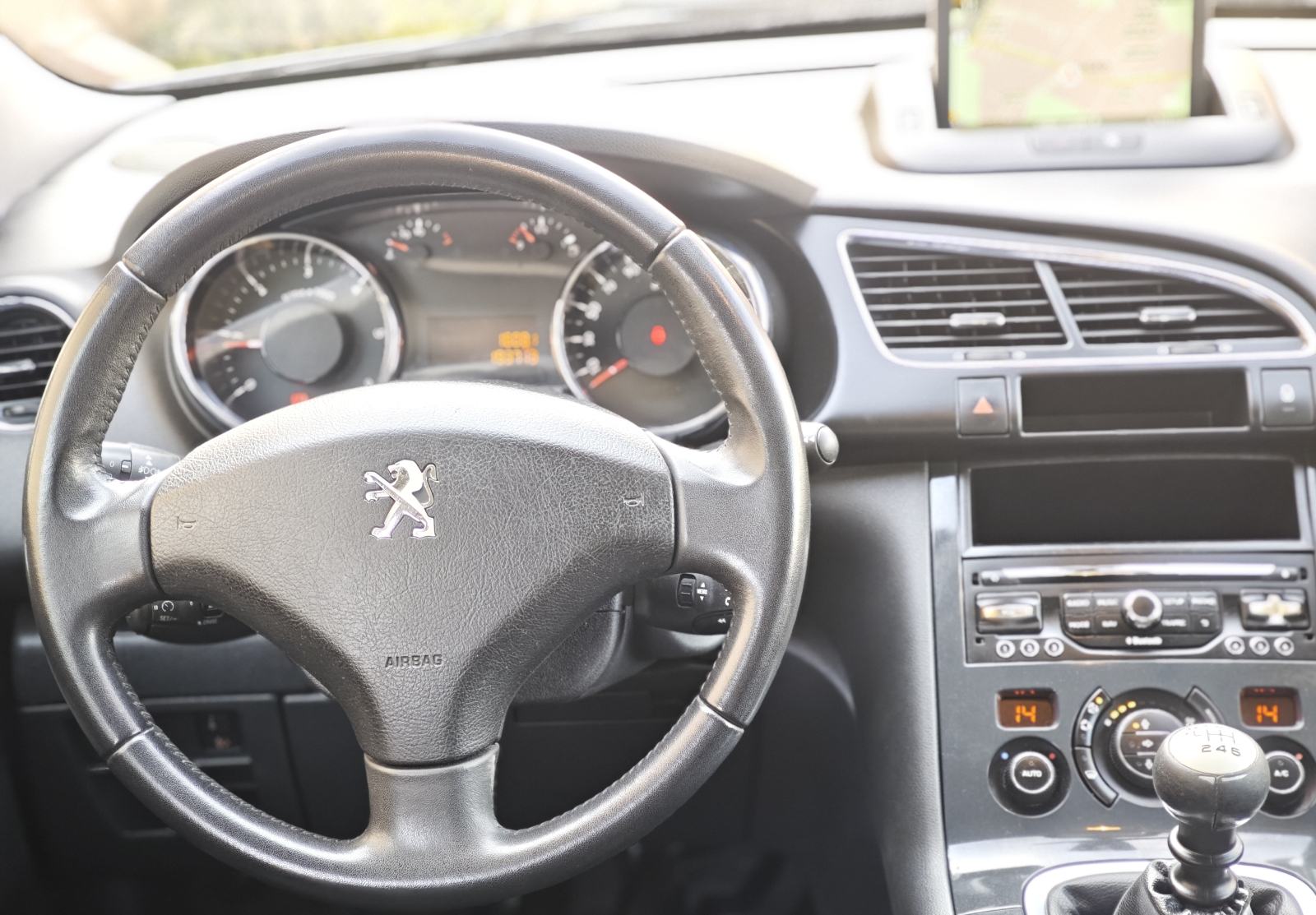 Peugeot 3008, fotografija 12