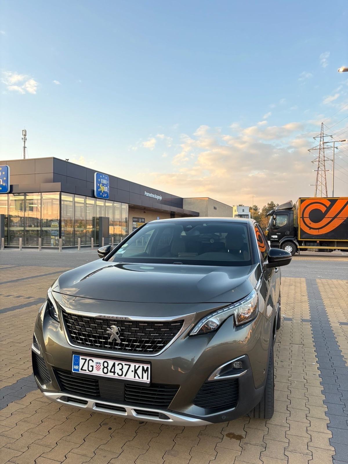 Peugeot 3008,novi lanac,1.5 BlueHDI,automatik,GT Line, Veliki Servis, fotografija 4