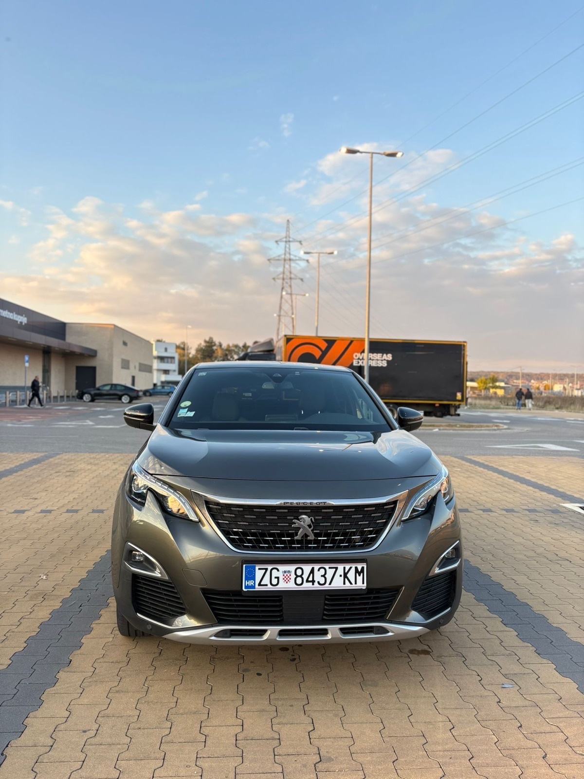 Peugeot 3008,novi lanac,1.5 BlueHDI,automatik,GT Line, Veliki Servis, fotografija 5
