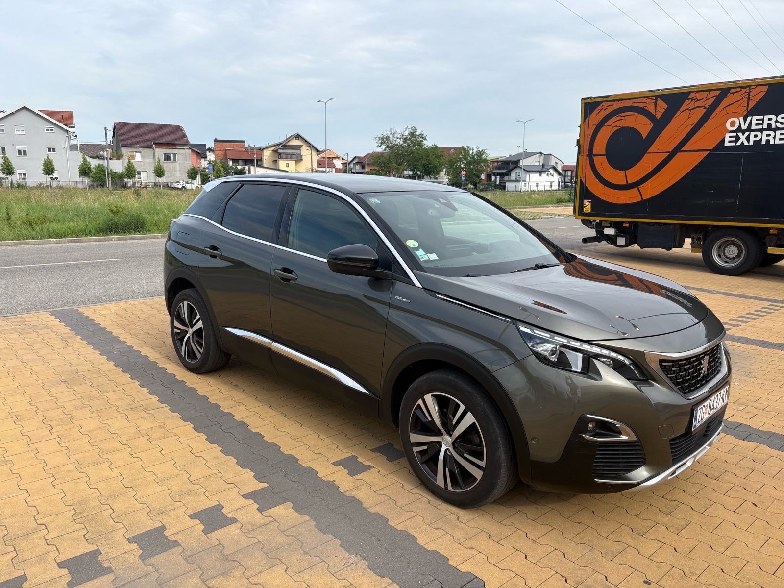 Peugeot 3008,novi lanac,1.5 BlueHDI,automatik,GT Line, Veliki Servis, fotografija 13
