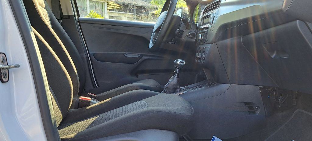 Peugeot 301 1,5 BlueHDI, fotografija 19