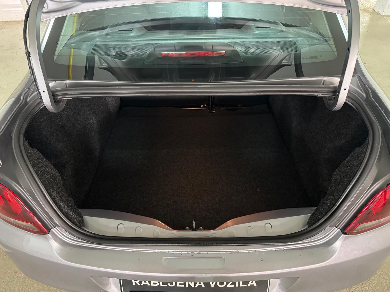 Peugeot 301 1.6hdi *ALLURE***64000KM**DIGI KLIMA*NAV*LEASING-KARTICE*, fotografija 19