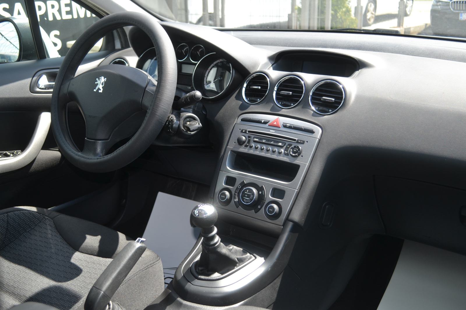 Peugeot 308 SW 1.6 HDI *** MOTOR I LIMARIJA ODLIČNI *** SERVIS ***, fotografija 12