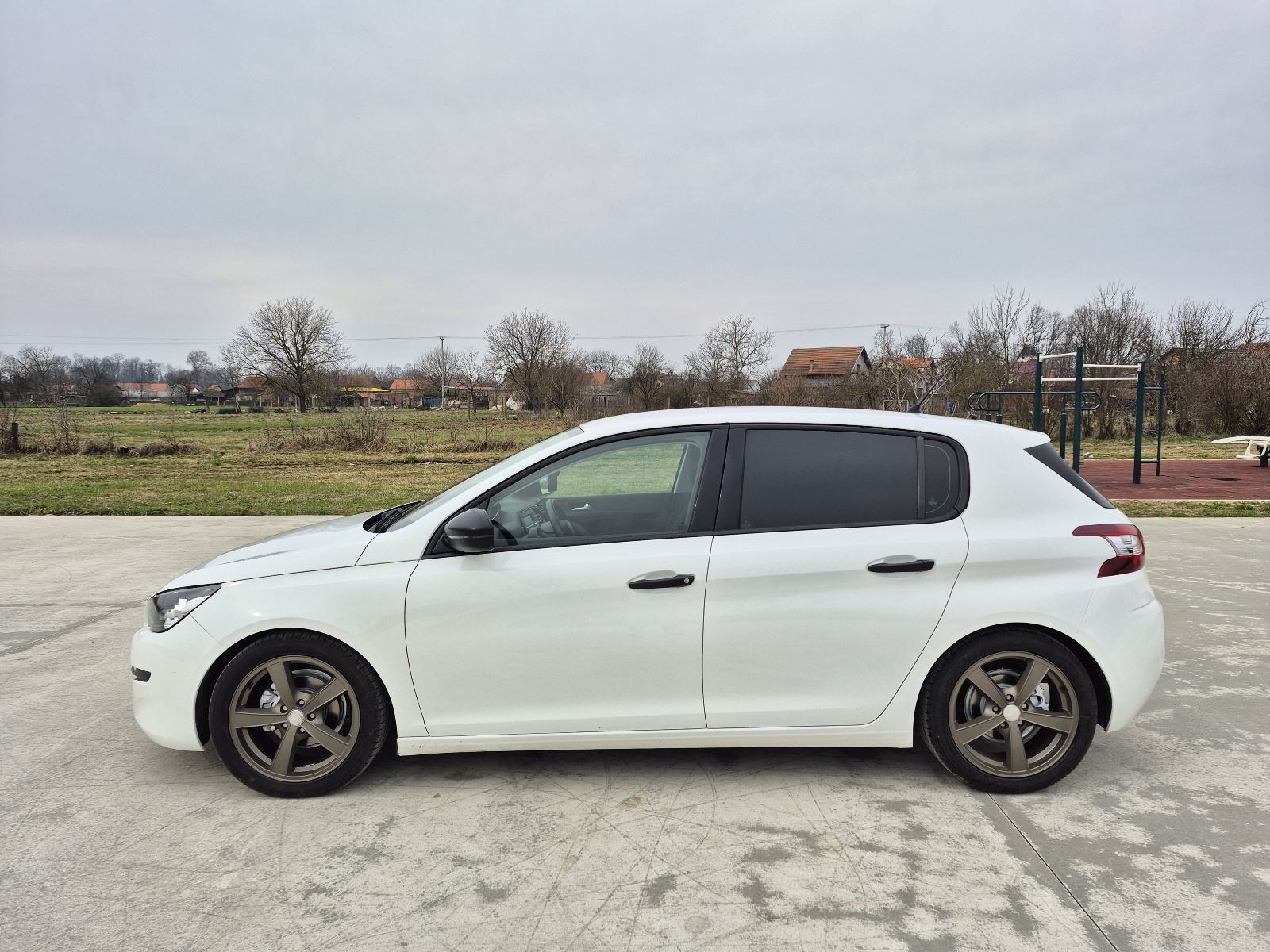 Peugeot 308 1,2 Benzin Reg:11/26,Klima,park senzori,alu17, fotografija 3