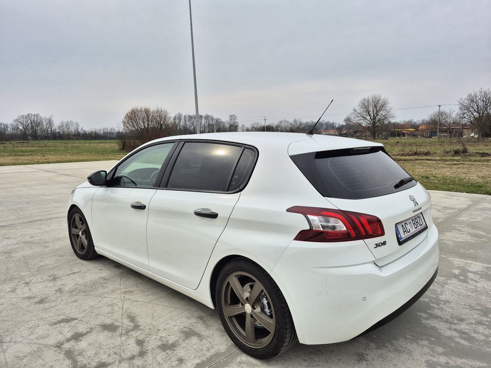 Peugeot 308 1,2 Benzin Reg:11/26,Klima,park senzori,alu17, fotografija 4