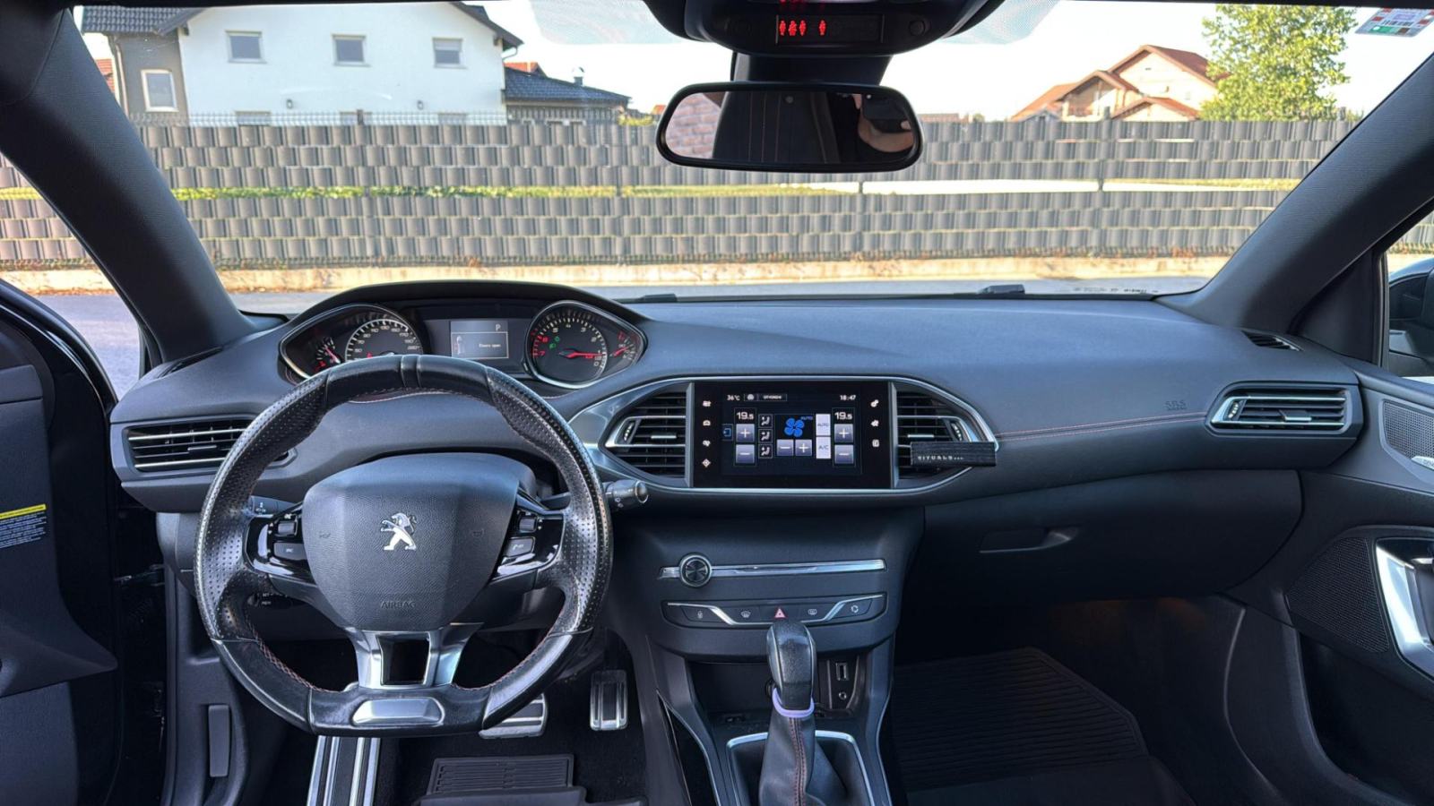 Peugeot 308 GT Line 1.2 PureTech 130 EAT6 Automatic, fotografija 11