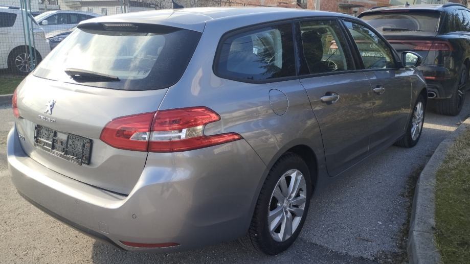 Peugeot 308 1,2 e-THP, fotografija 7