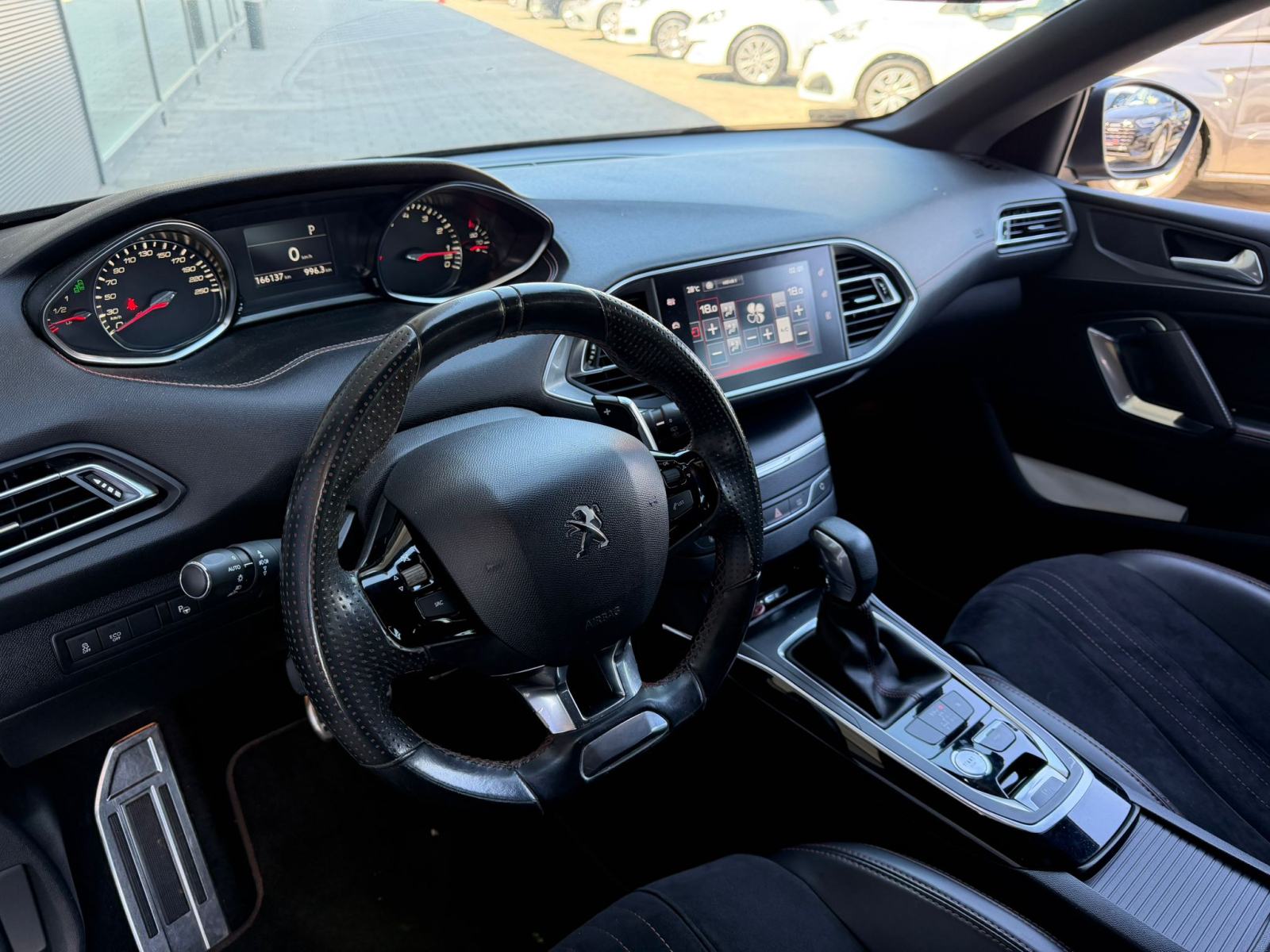 Peugeot 308 1.2 - GT-LINE - AUTOMATIK - KAMERA - AUTOKREDIT, fotografija 16