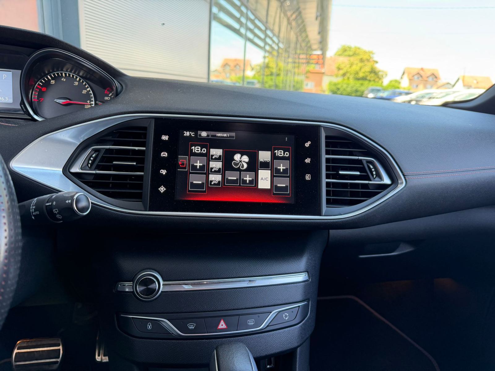 Peugeot 308 1.2 - GT-LINE - AUTOMATIK - KAMERA - AUTOKREDIT, fotografija 20