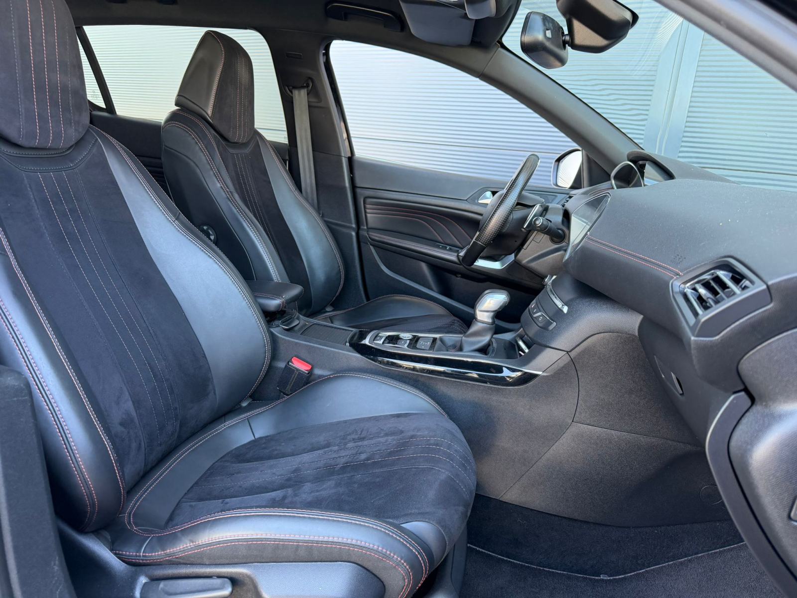 Peugeot 308 1.2 - GT-LINE - AUTOMATIK - KAMERA - AUTOKREDIT, fotografija 13