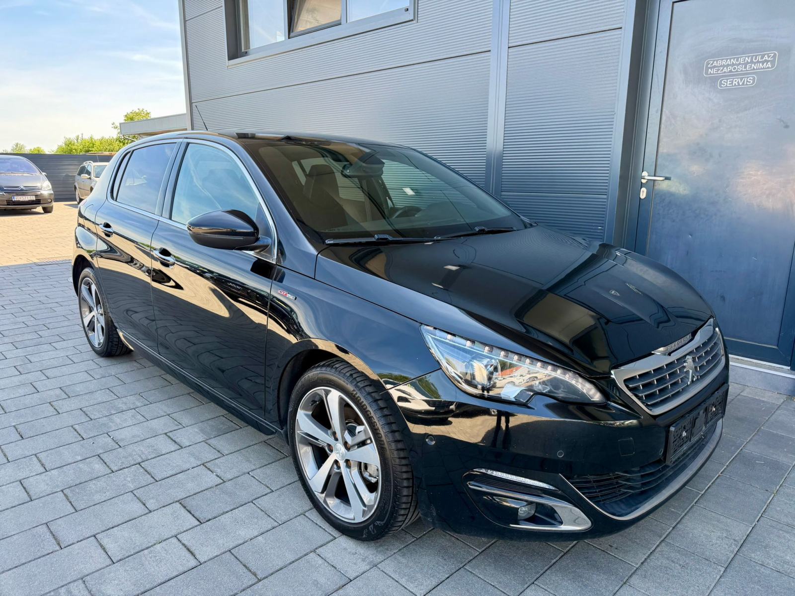 Peugeot 308 1.2 - GT-LINE - AUTOMATIK - KAMERA - AUTOKREDIT, fotografija 8
