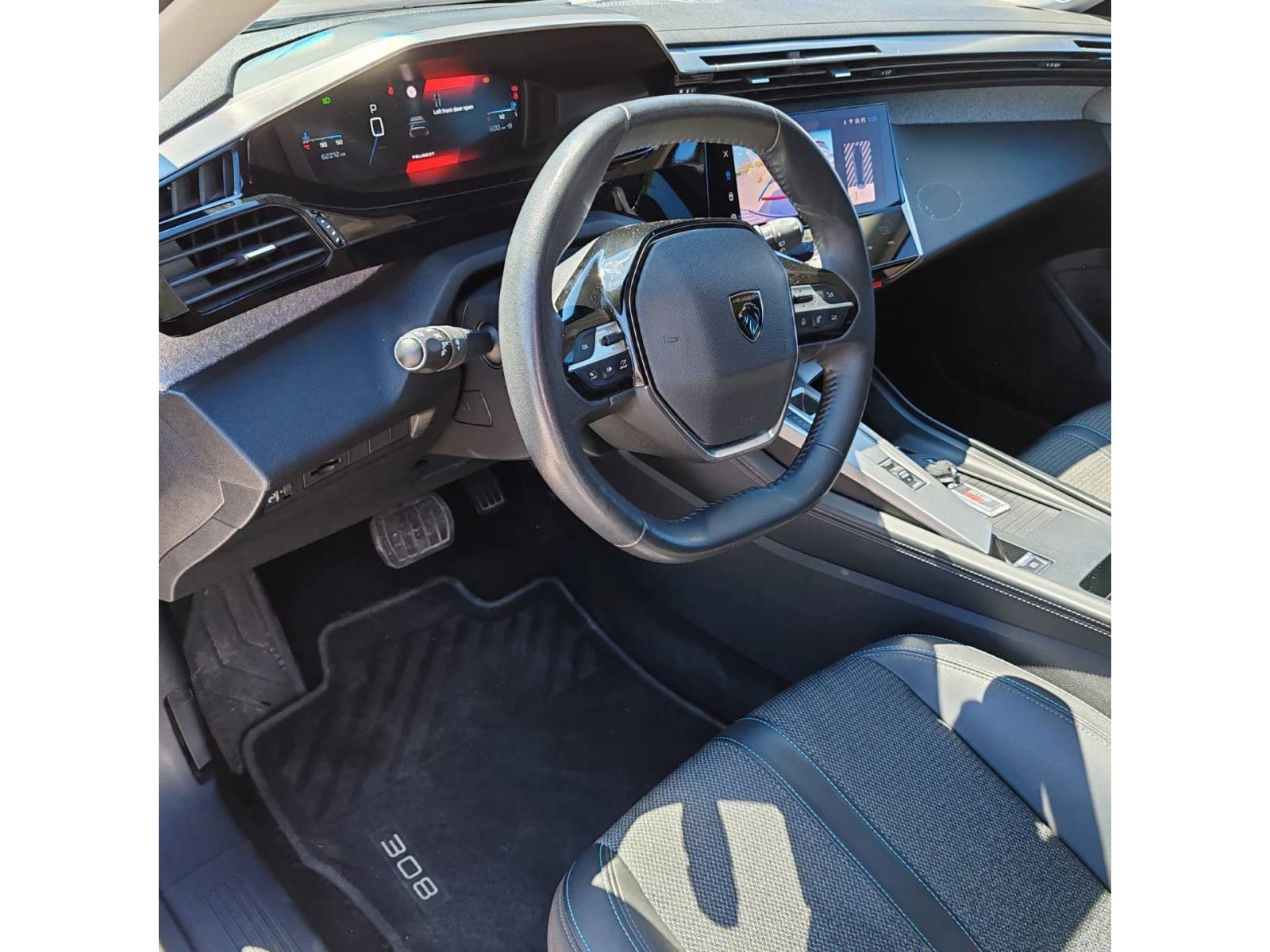 PEUGEOT 308 1.2 PureTech 130 KS ALLURE AUTOMATIK *VOZILO S JAMSTVOM*, fotografija 10