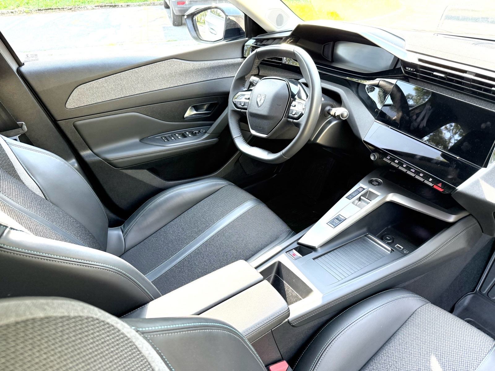 Peugeot 308 1,2 PureTech • 130 KS • Allure • EAT8 • HR auto • u PDVu •, fotografija 10
