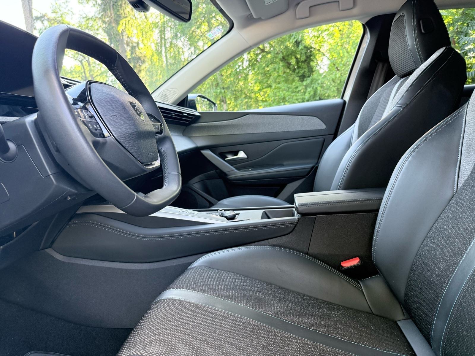 Peugeot 308 1,2 PureTech • 130 KS • Allure • EAT8 • HR auto • u PDVu •, fotografija 12