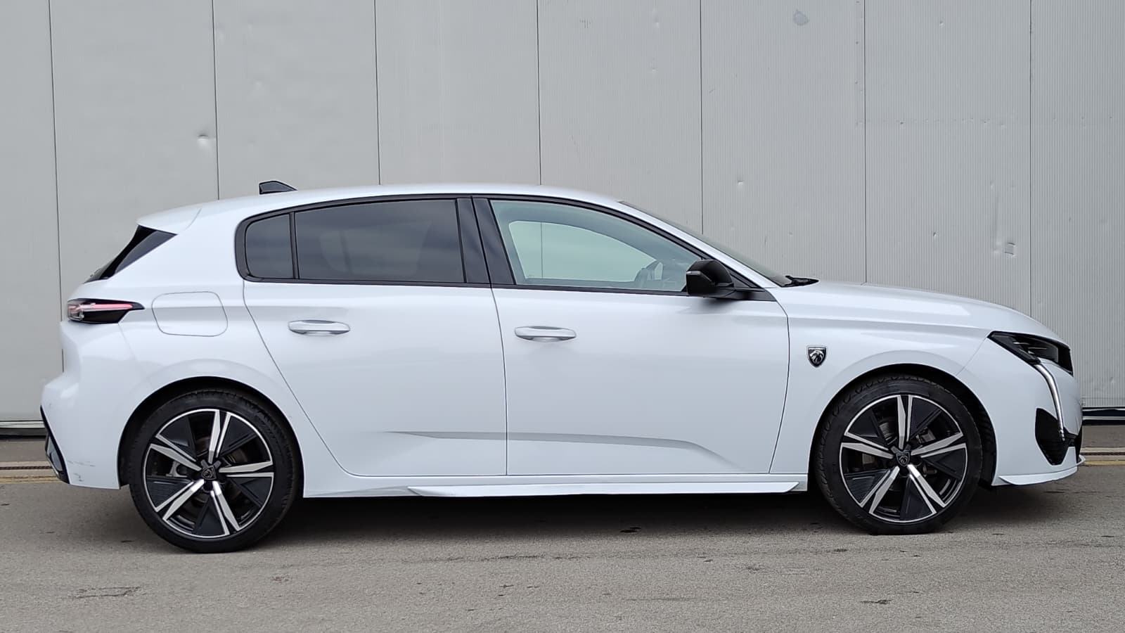 Peugeot 308 1.2 PURETECH GT, 96 KW (130 PS), AUTOMATIK, JAMSTVO, fotografija 5