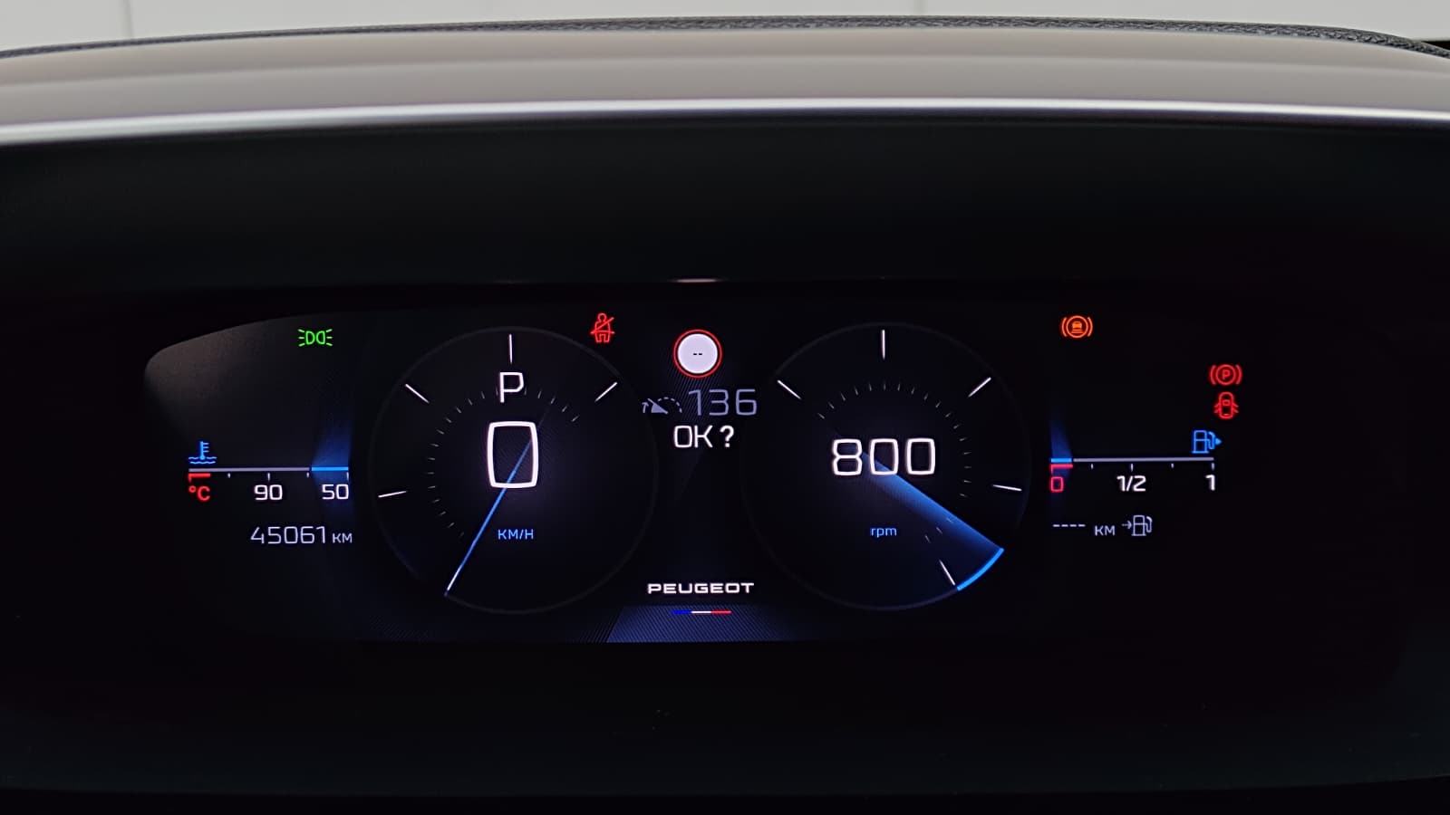 Peugeot 308 1.2 PURETECH GT, 96 KW (130 PS), AUTOMATIK, JAMSTVO, fotografija 15