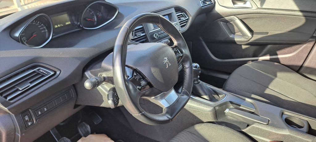 Peugeot 308 1,2 PureTech, fotografija 11