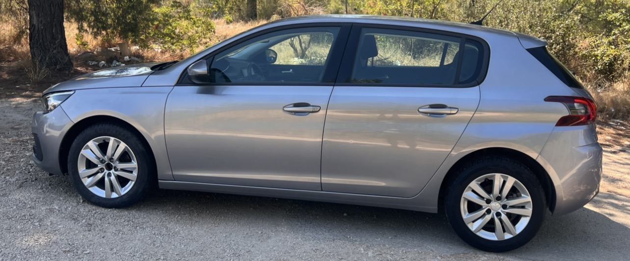 Peugeot 308 1,2 PureTech 10/2019 godina 53000 kilometraža, fotografija 7