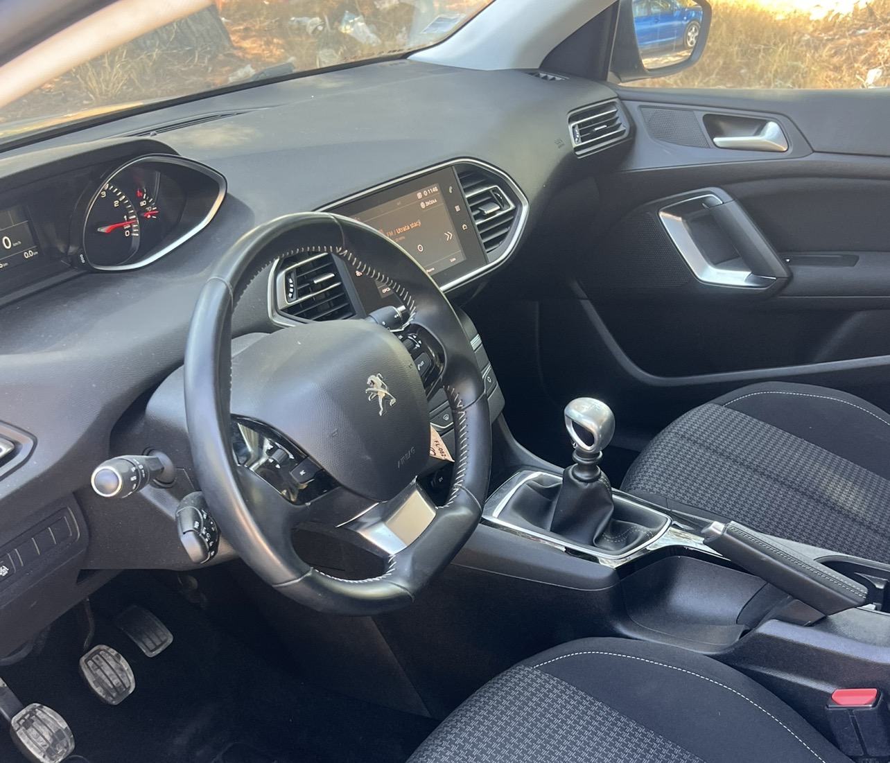 Peugeot 308 1,2 PureTech 10/2019 godina 53000 kilometraža, fotografija 10