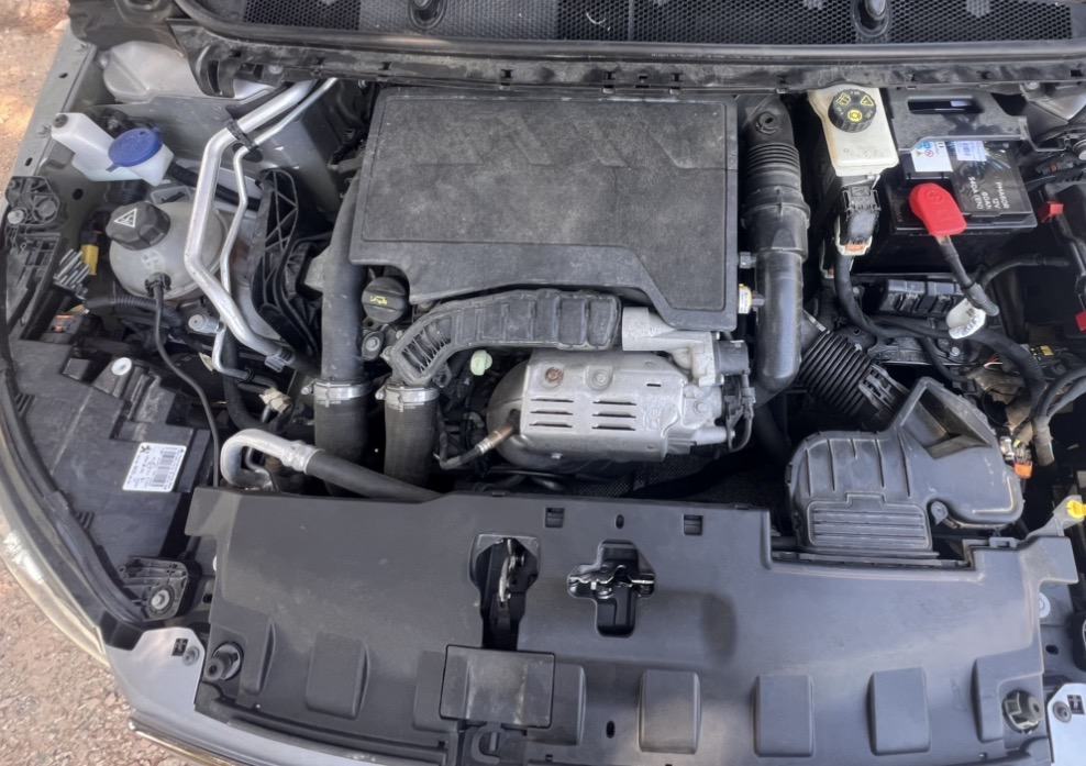 Peugeot 308 1,2 PureTech 10/2019 godina 53000 kilometraža, fotografija 14