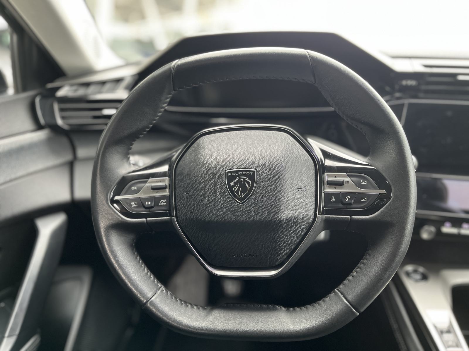 Peugeot 308 1.2 PureTech-ALLURE,LEASING BEZ UČEŠĆA I BEZ JAMACA, fotografija 12