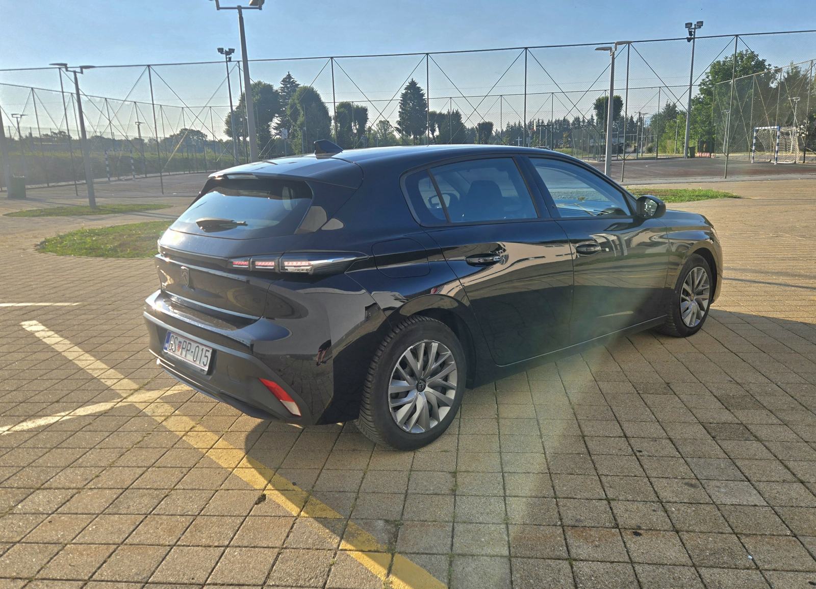 Peugeot 308 1,2, fotografija 6