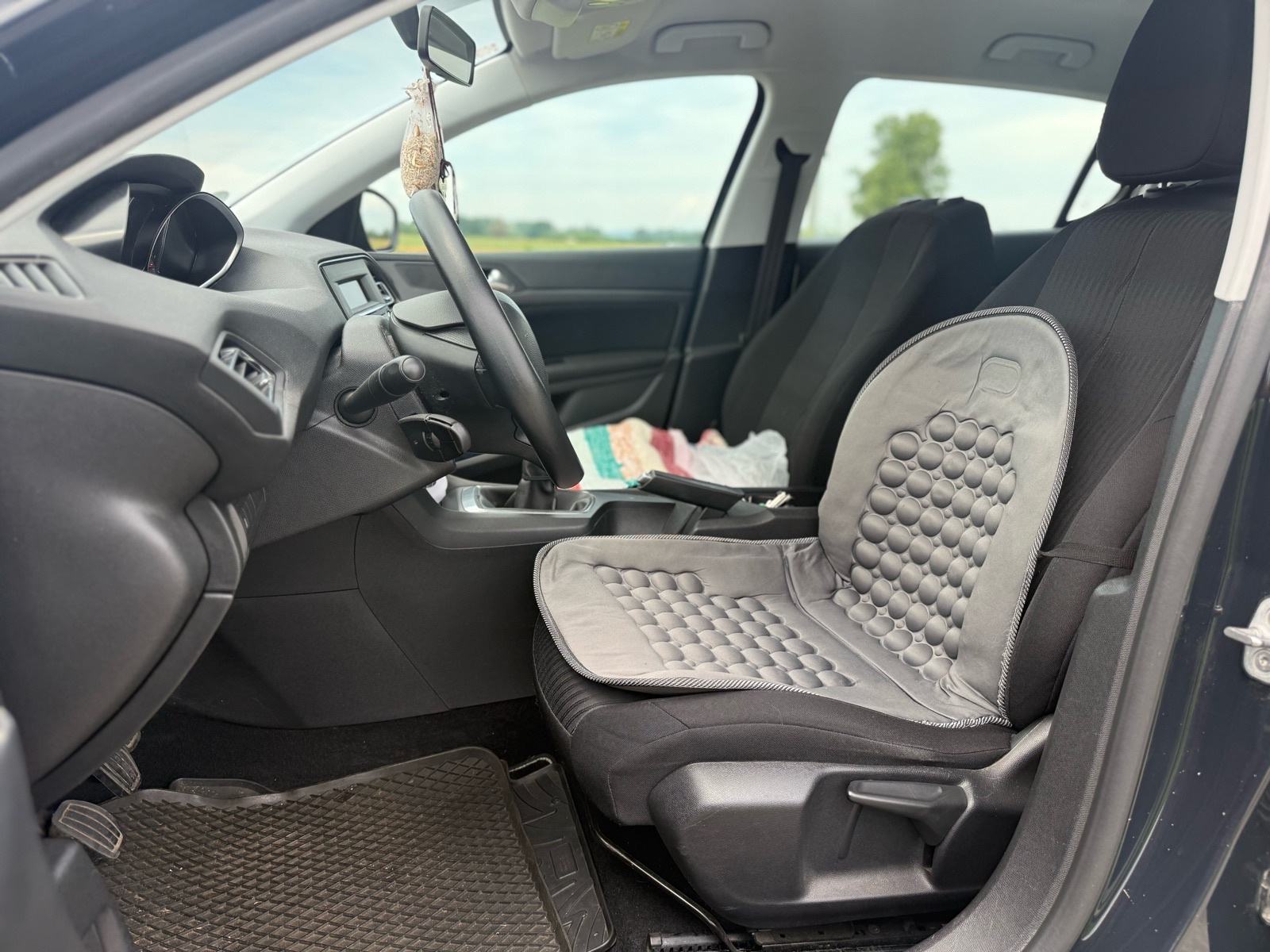 Peugeot 308 1,2 VTi, fotografija 11