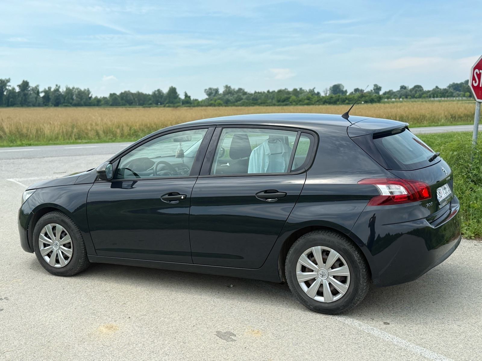 Peugeot 308 1,2 VTi, fotografija 3