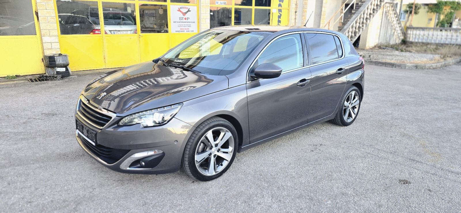 Peugeot 308, 2017.g, 1.2benz 96kw, 145tkm, AUTOMATIC,NAVI, KAMERA, fotografija 2