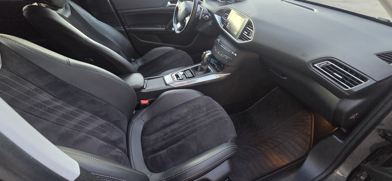Peugeot 308, 2017.g, 1.2benz 96kw, 145tkm, AUTOMATIC,NAVI, KAMERA, fotografija 12