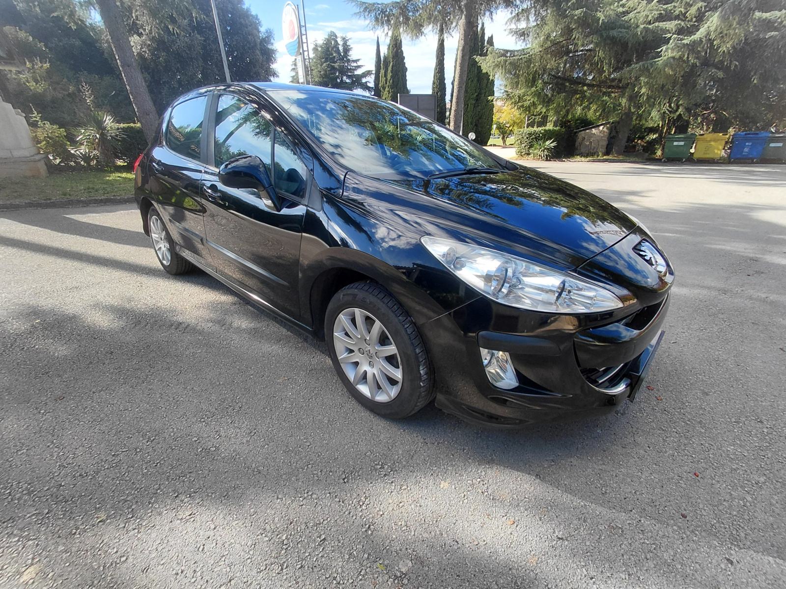 Peugeot 308 1,4 16V VTi, pogled izvana - slika 1