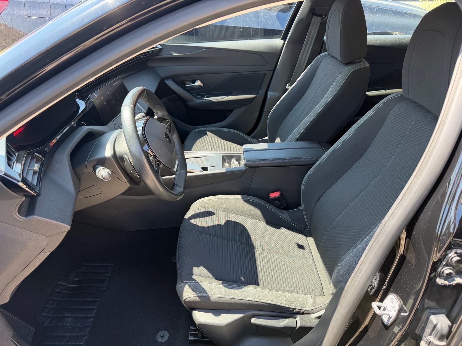 Peugeot 308 1,5 BlueHDI AUTOMATIK, ACTIVE PACK, U PDV-u, fotografija 6