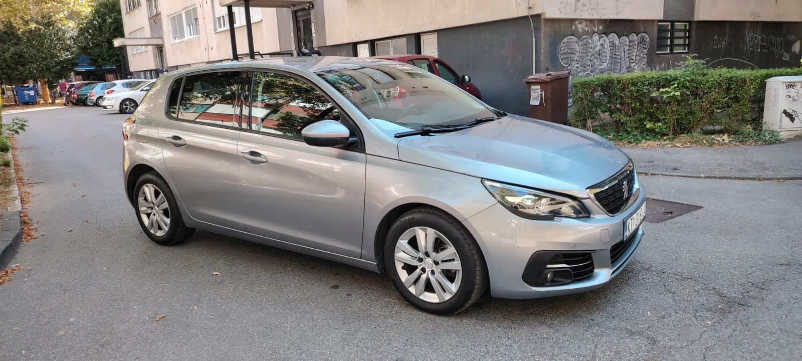 Peugeot 308 1,5 BlueHDi HR AUTO, fotografija 4
