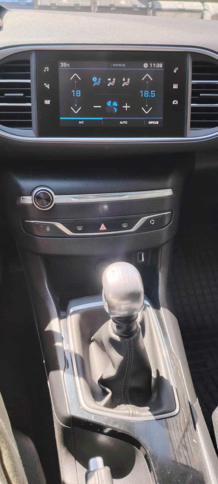 Peugeot 308 1,5 BlueHDi HR AUTO, fotografija 12