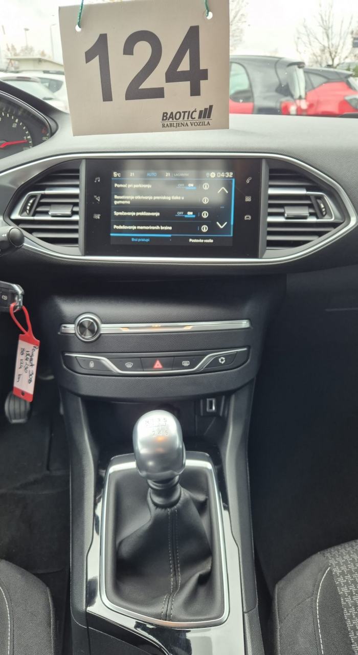 Peugeot 308 308 1,5 BlueHDi 100 S&S Active, fotografija 10