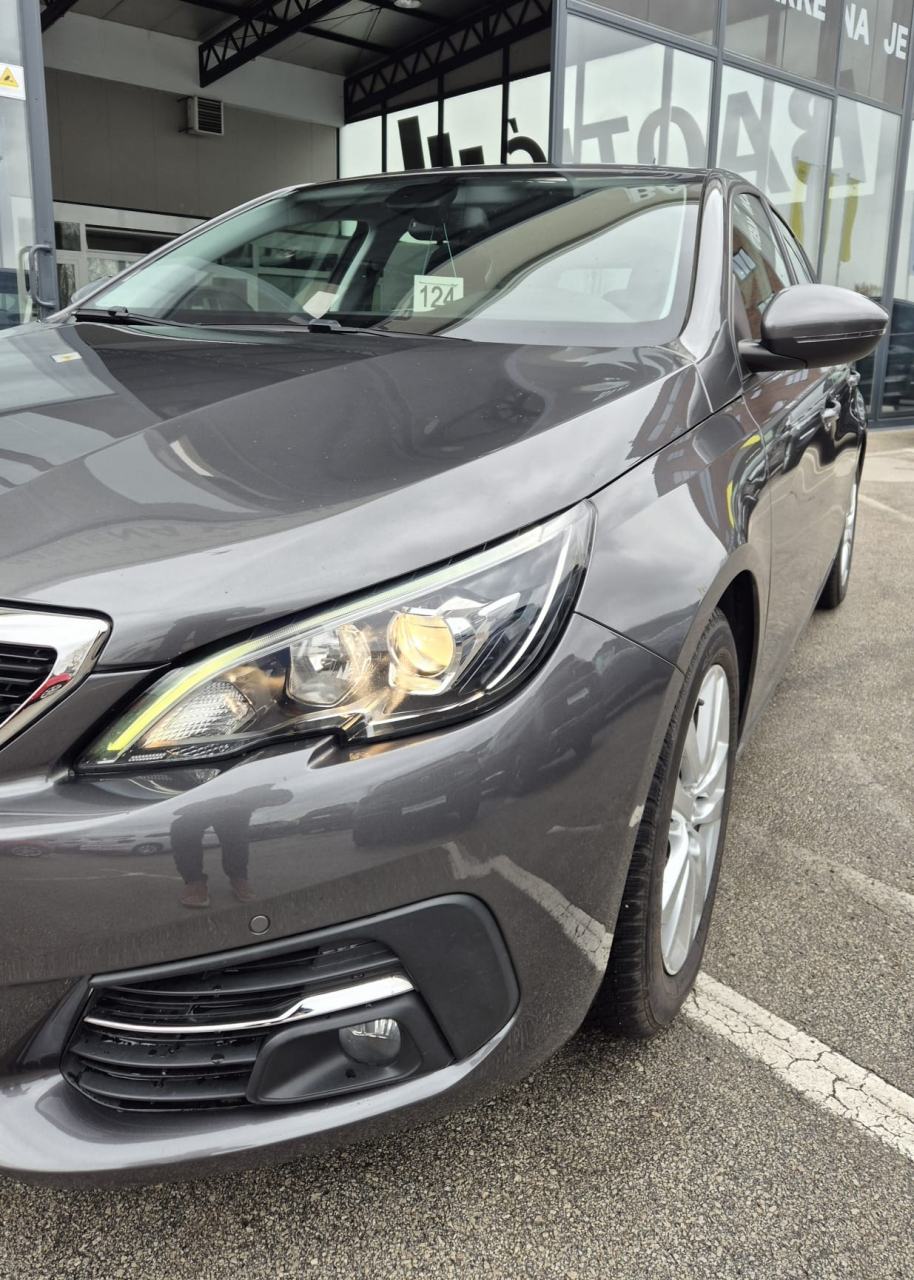 Peugeot 308 308 1,5 BlueHDi 100 S&S Active, fotografija 16