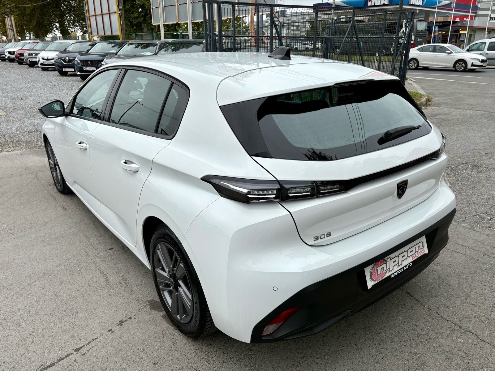 Peugeot 308 1,5 BlueHDi u PDV-u - NAVI - LEASING RATA VEĆ OD: 248,00 €, fotografija 4