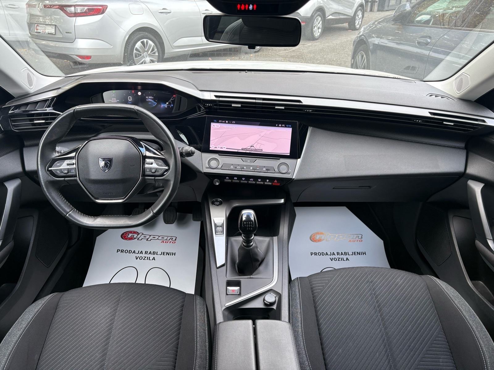 Peugeot 308 1,5 BlueHDi u PDV-u - NAVI - LEASING RATA VEĆ OD: 248,00 €, fotografija 12
