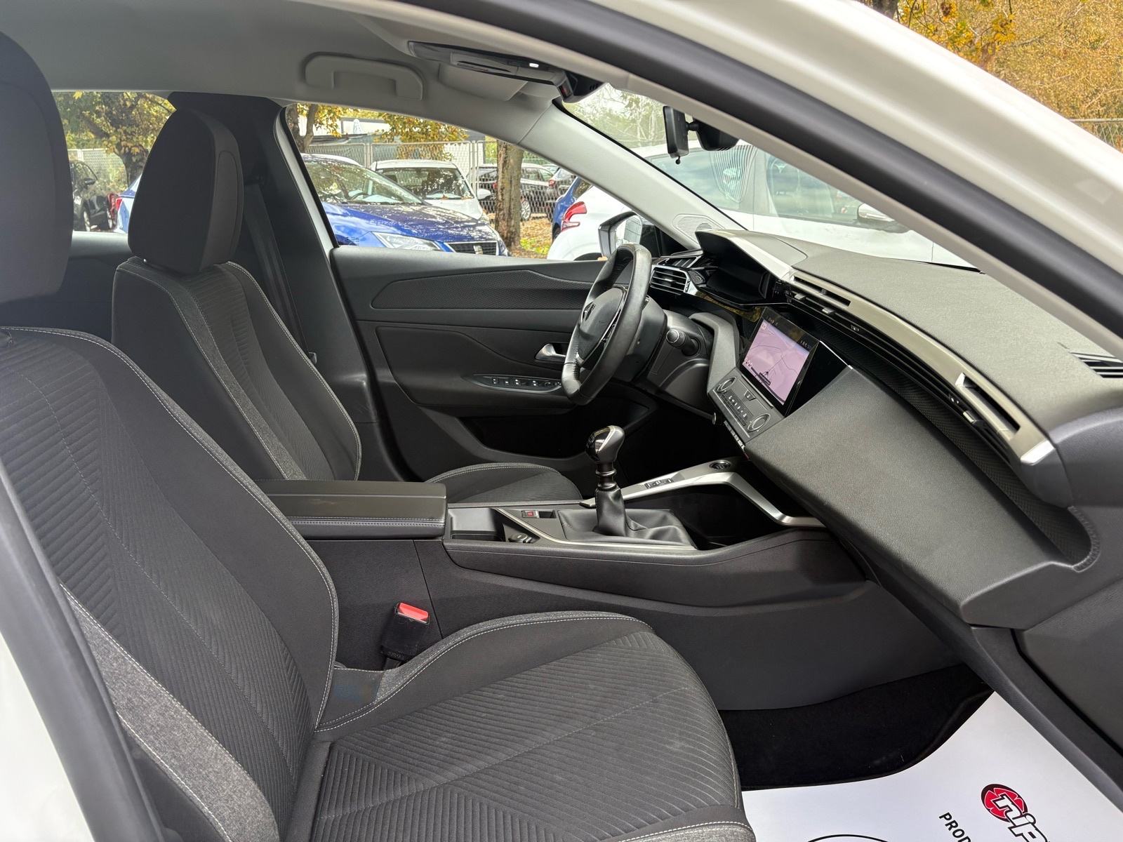 Peugeot 308 1,5 BlueHDi u PDV-u - NAVI - LEASING RATA VEĆ OD: 248,00 €, fotografija 20