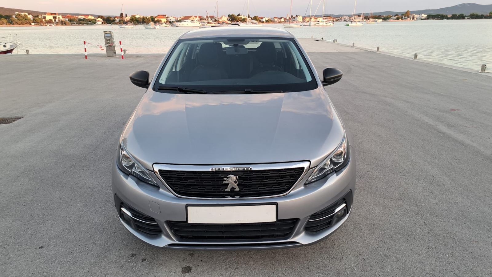 Peugeot 308 HDi 2019god,144-Tkm,ISPIS km.⭐️KOMPLET VELIKI SERVIS⭐️, fotografija 16