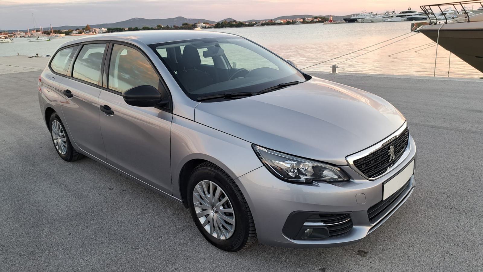 Peugeot 308 HDi 2019god,144-Tkm,ISPIS km.⭐️KOMPLET VELIKI SERVIS⭐️, fotografija 2