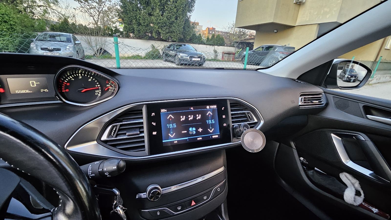 Peugeot 308 1,5 BlueHDi registriran do 06/2027, fotografija 15
