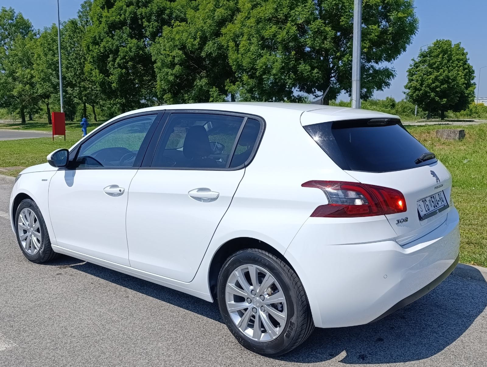 PEUGEOT 308 1.5 HDI 2018. - AKCIJA 6.666 EUR, fotografija 6