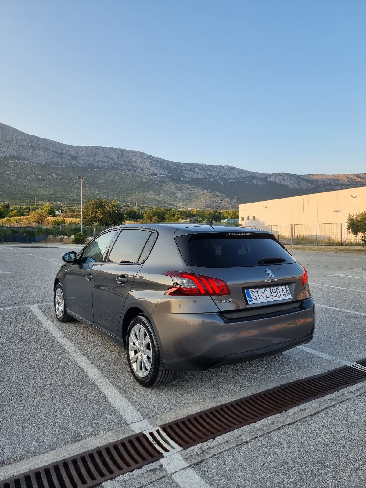 Peugeot 308 1,5 BlueHDi, fotografija 7